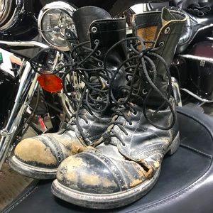 Vintage distressed Corcoran combat punk boots 10D